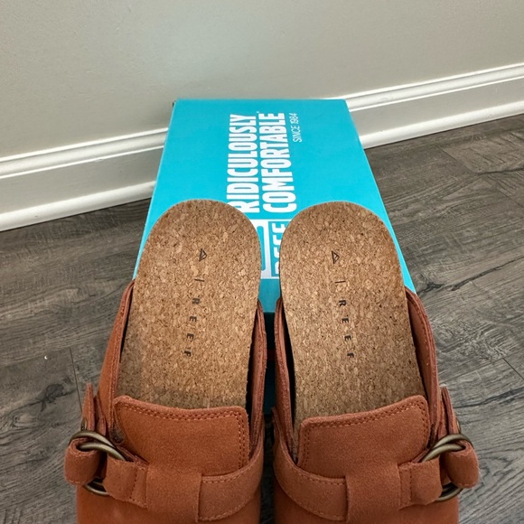 REEF Women’s Vista Serenity Mule Oasis Suede Size 8 - Picture 2 of 6